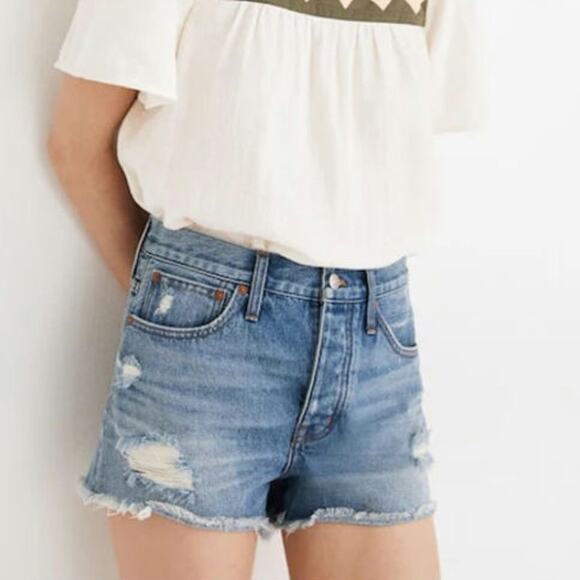 Madewell Pants - Madewell Relaxed Denim Shorts 28 Ripped Edition Homecrest Wash Jean Short Boho